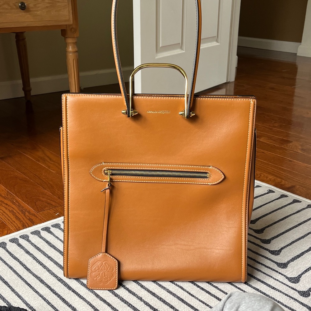 Alexander McQueen Tan Leather Tall Story Top-Handle Tote